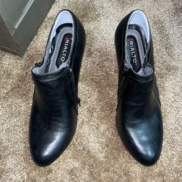 Rialto Shoes - RIALTO